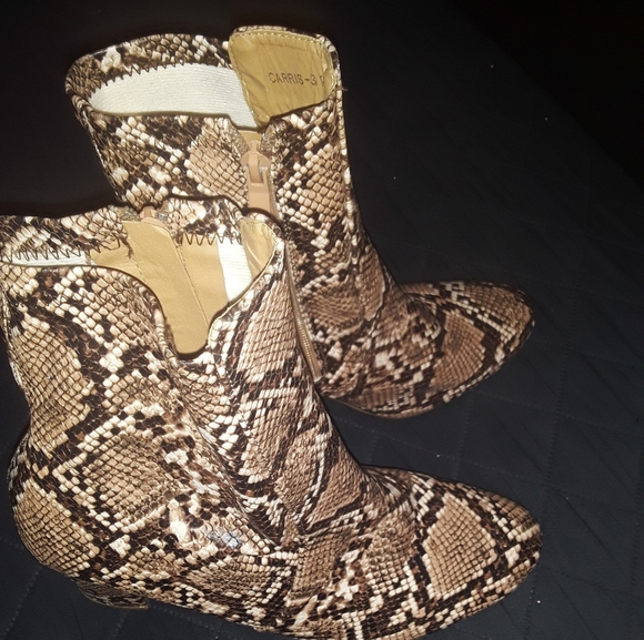 Top Moda Boots - Picture 4 of 6